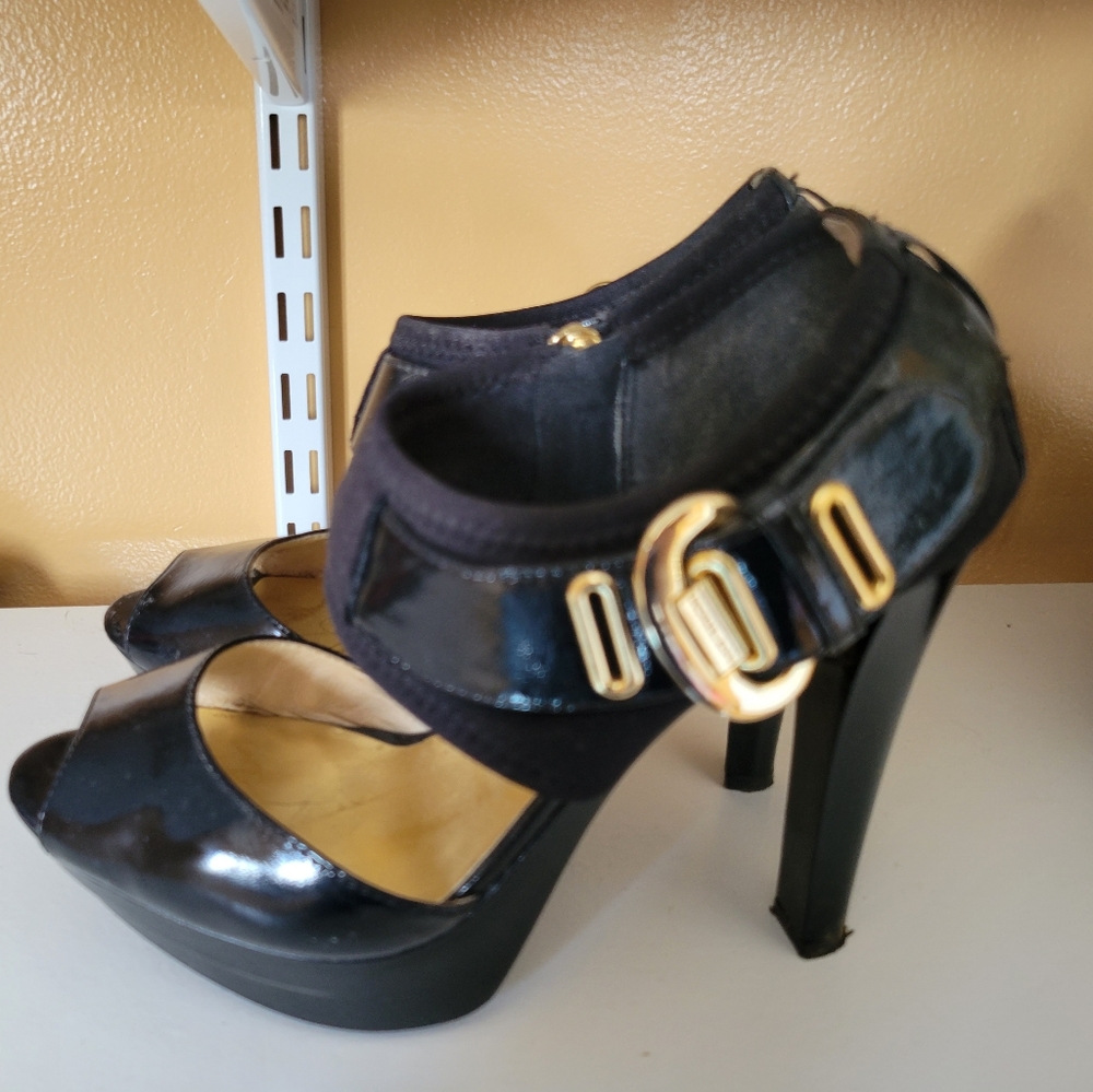 Michael kors size 8